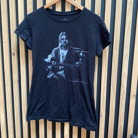 Kurt contain Tshirt - Picture 1 of 4
